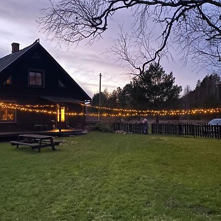 Holiday Home Niglini Saunags Buitenkant foto